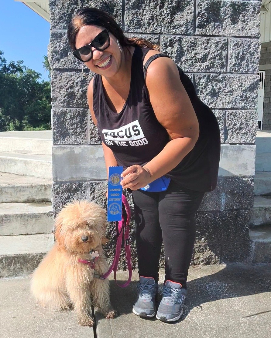 Please join us in congratulating our newest AKC Canine Good Citizen, Roumie! Roumie is a mini Goldendoodle with the biggest heart. Roumie has an awesome mom with a big heart as well who is working very hard to get Roumie certified as a therapy dog. 

Way to go! We are so proud of both of you! 🎊🎉🙌🐶




