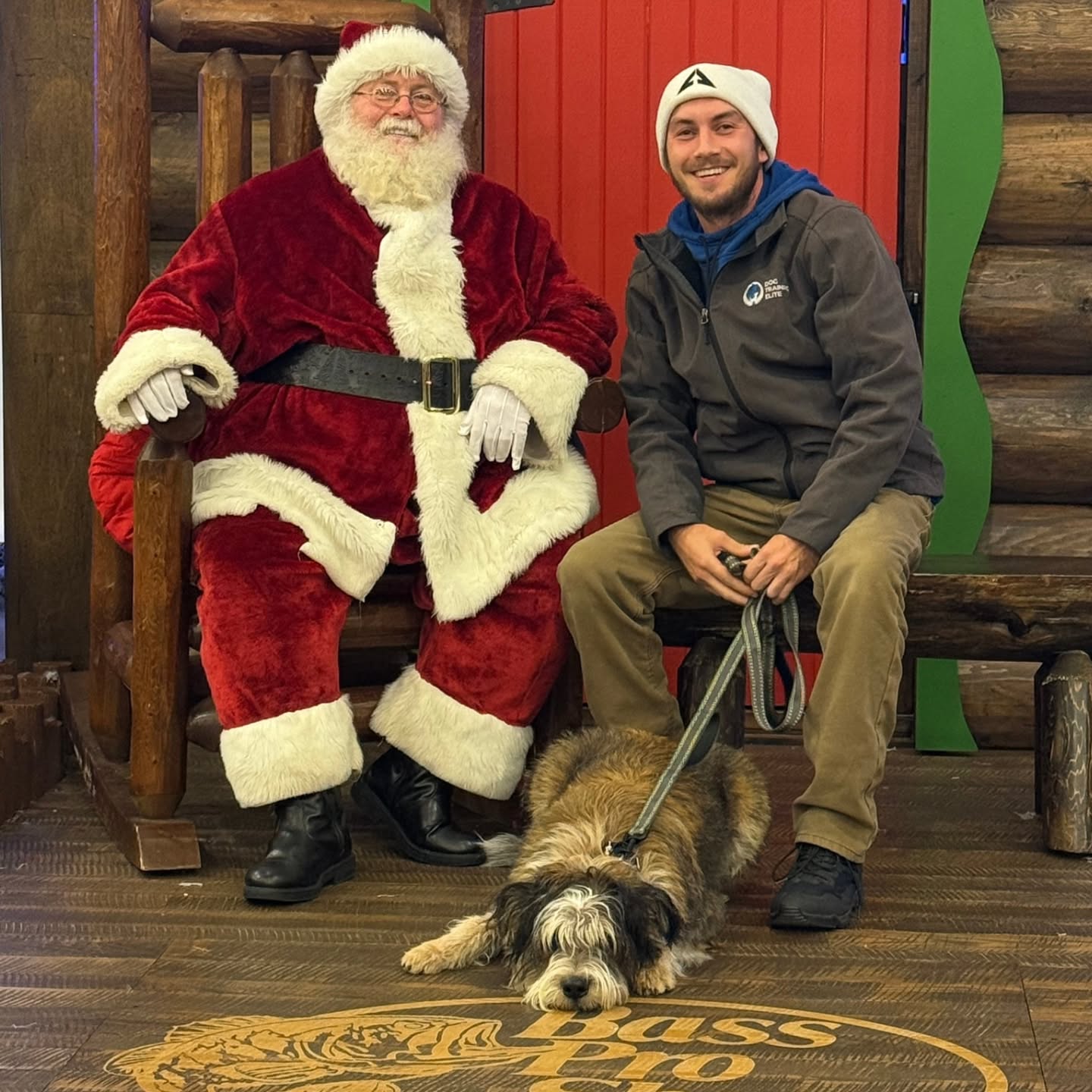 Matt does a lot of field trips with his clients and their dogs. They're even more fun when you get to have a picture with Santa! Don't worry, there was a picture of the owner and their dog as well, lol! 

If you're looking for help with your dog and would like to do some field trips of your own, please reach out! We'd love to talk to you! 

https://maps.app.goo.gl/QhmQBr8Q981KEgFm8