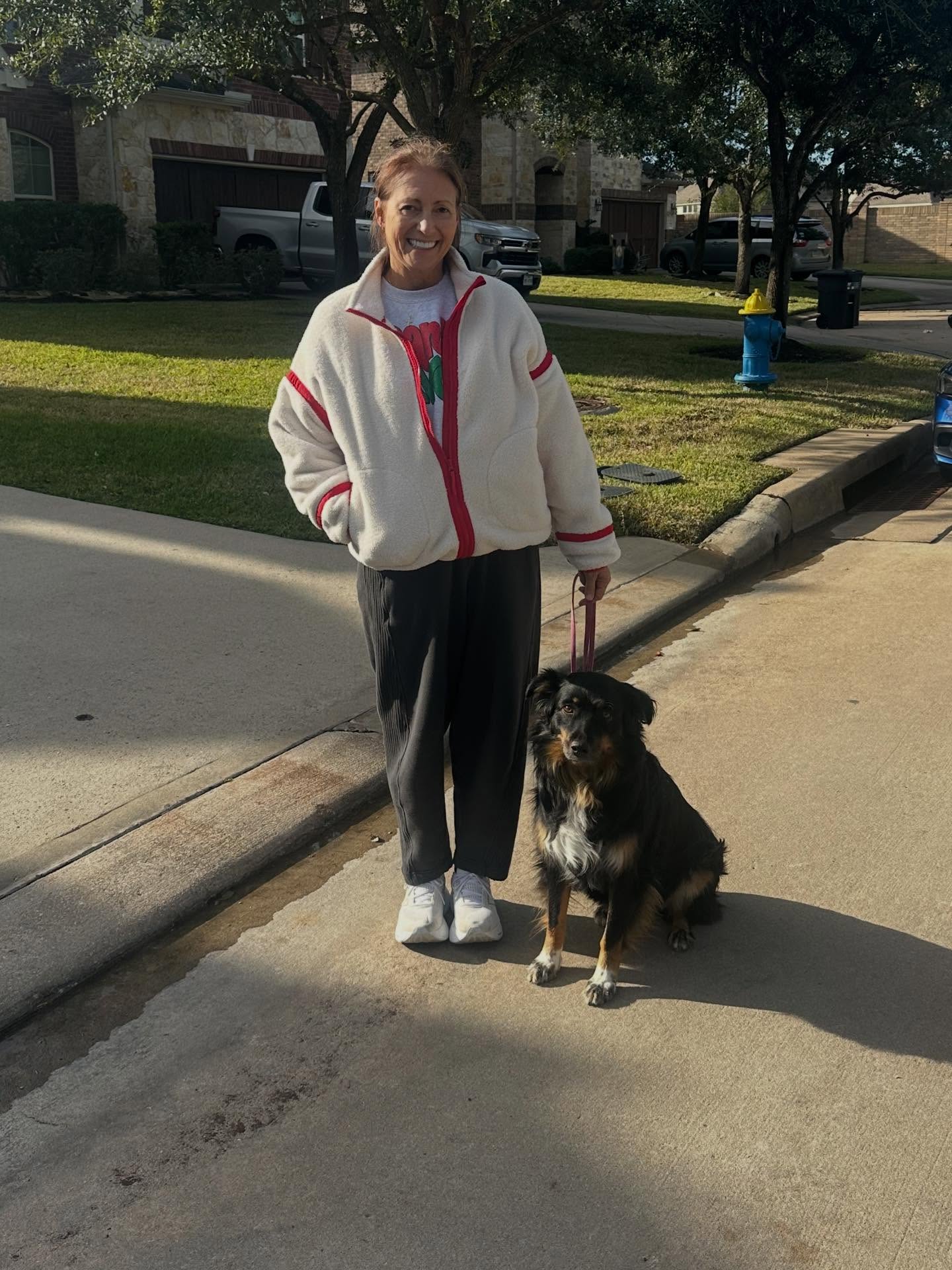 🐾🐶 Jolene has officially graduated her program! We love seeing progress through these programs! 