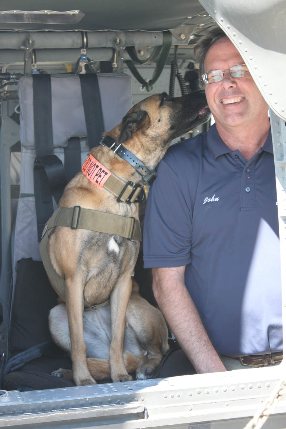 A service dog and his veteran owner - Dog Training Elite Fort Wayne.