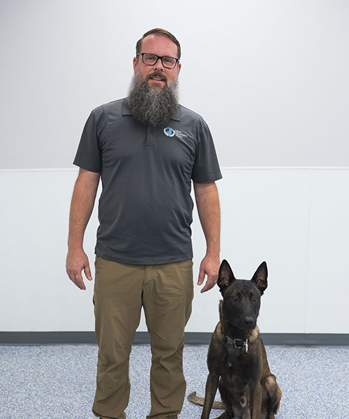Neal Mestas. Dog Trainer in Mesa